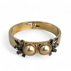 Ann Taylor Hinge Clamper Bangle Bracelet Gold Tone Rhinestone Simulated Pearl